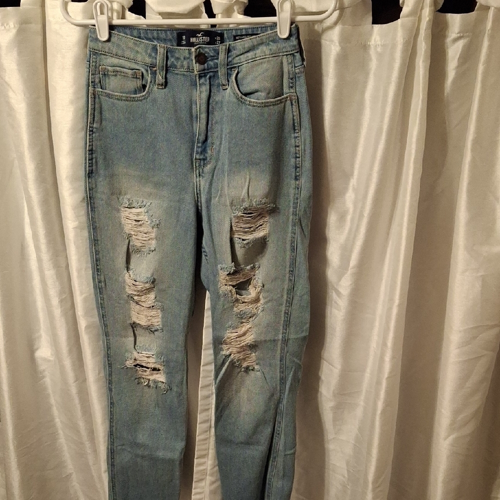 Hollister Light Blue High Rise Distressed Jeans 1R
